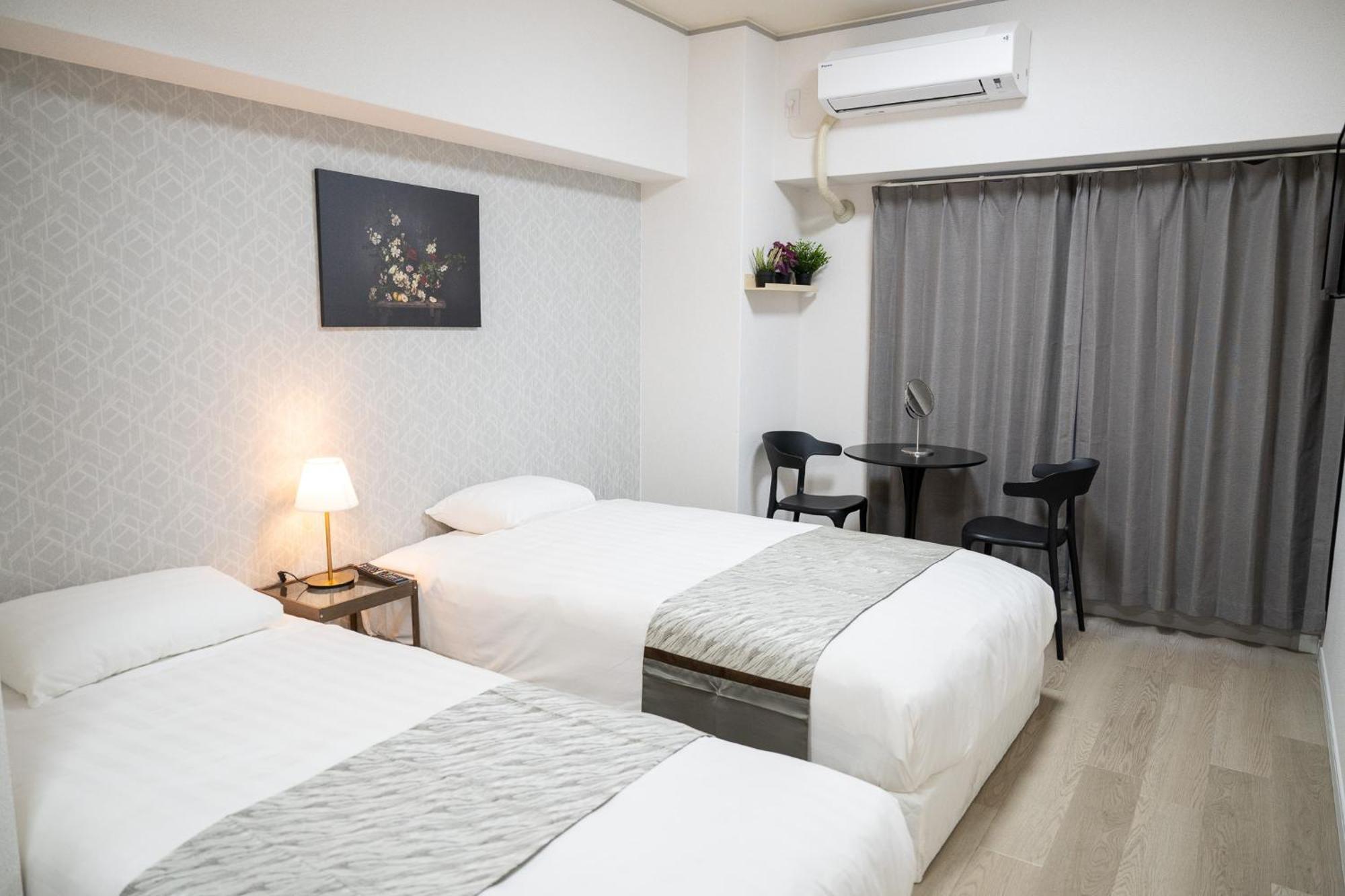 嵐 難波西 民宿 Bed And Breakfast Осака Екстер'єр фото